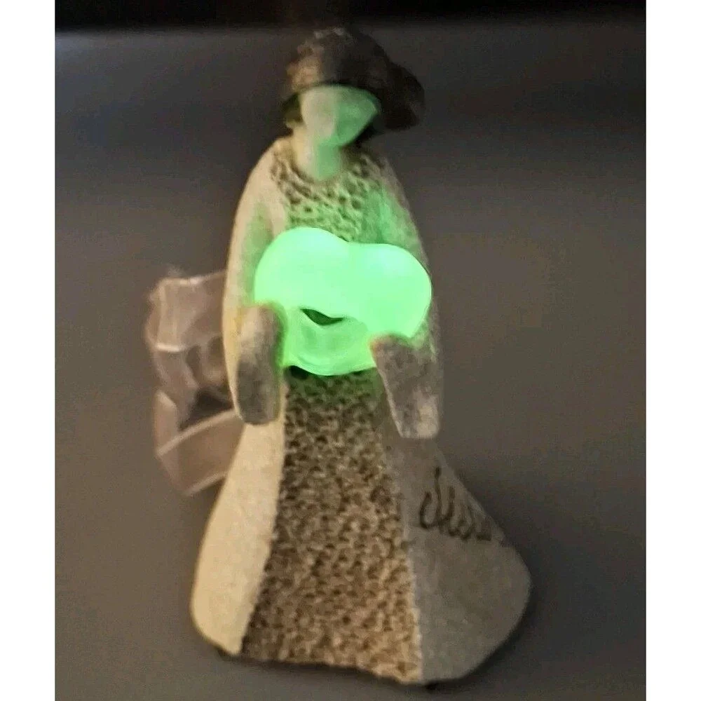 Sister ARTSTONE by Carson Home Accents with Glow In the Dark Heart, Read desc.